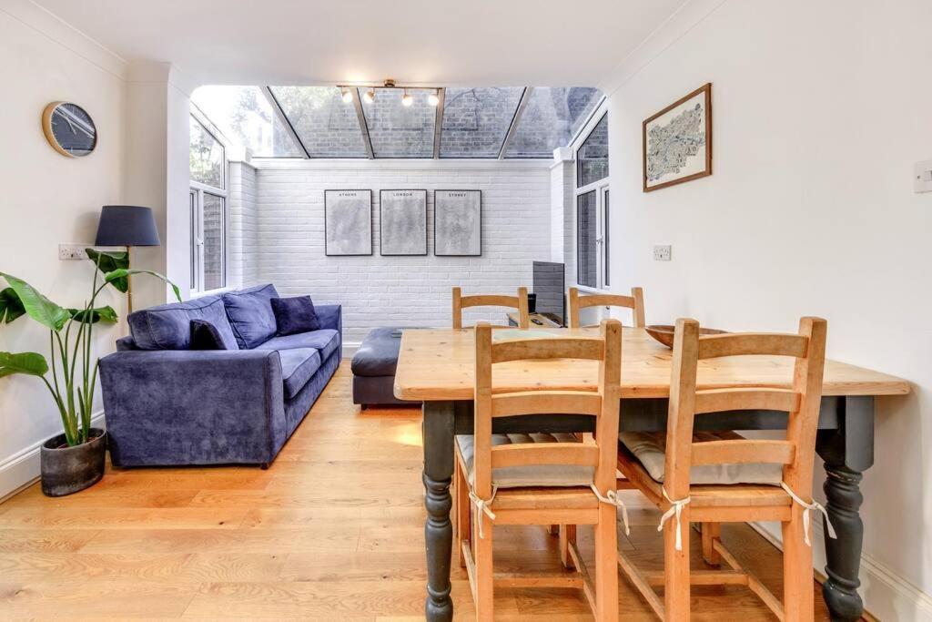 شقة Charming Hampstead Retreat With Patio لندن المظهر الخارجي الصورة